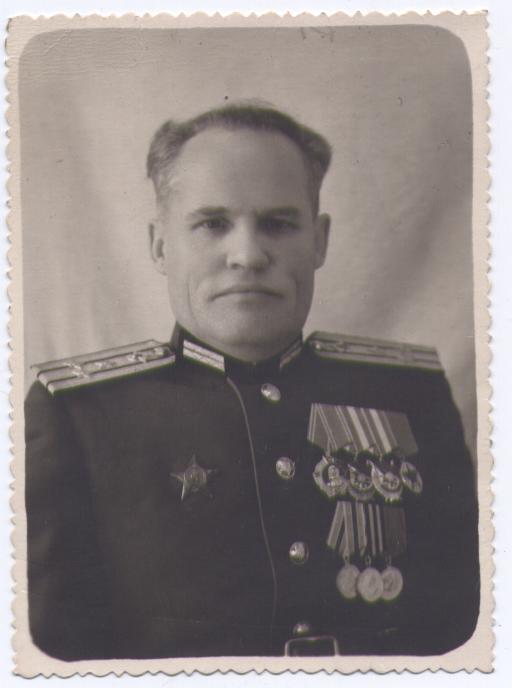 3 фото с ХХ лет РККА + БКЗ + ОЛ.