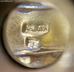 Золотая брошь 56 пробы. Большой размер. Эмаль, жемчуг