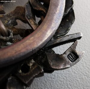 Знак об окончании Николаевской Академии Генерального Штаба.