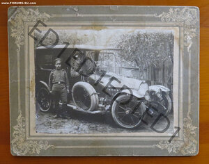 Два нижних чина РИА - на автомобиле Opel - 1910-е гг.