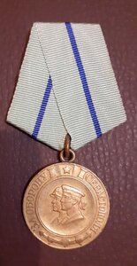 За оборону Севастополя