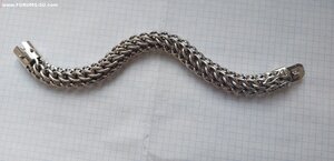 Крупный серебряный браслет питон