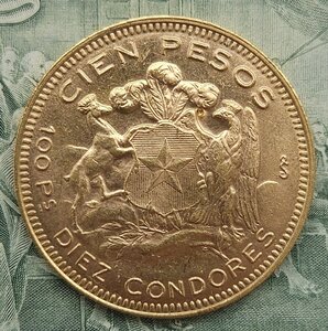 100 песо 1951год Чили, золото 900пр. 20,34гр