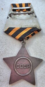 Слава  Заменив наводчика Стреляя на ходу Поднялся в Атаку