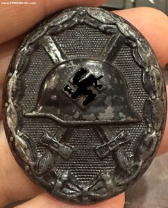 ЗНАК ЗА РАНЕНИЕ 3Й СТЕПЕНИ .КЛЕЙМО 32.