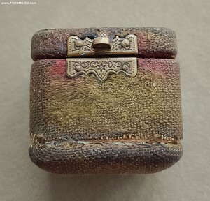 Брелок,часовой медальон, 56, с футляром.