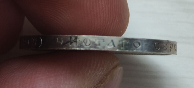 Продам 11 серебрянных монет