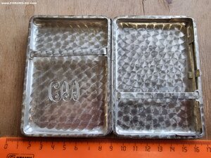 Портсигар вес 187гр.