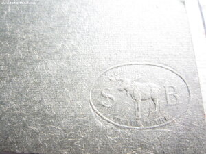 Старинный альбом из шагреневой кожи с золотым обрезом.