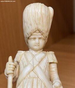 Дореволюционная Нэцкэ. Слоновая кость.