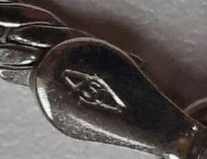 Золотой комплект с бриллиантами.