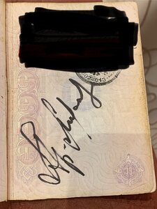 Автографы Актеров З. Кириенко, А. Ливанова и Маргелова А.В