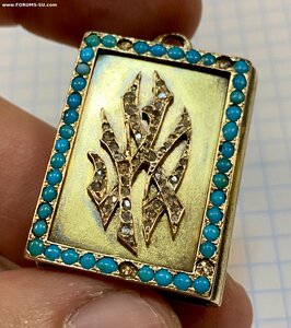 Золотая книга с алмазами. 56 проба. 24 грамма.