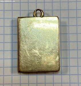 Золотая книга с алмазами. 56 проба. 24 грамма.