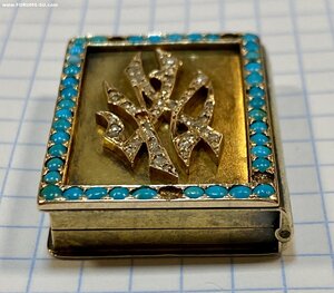 Золотая книга с алмазами. 56 проба. 24 грамма.