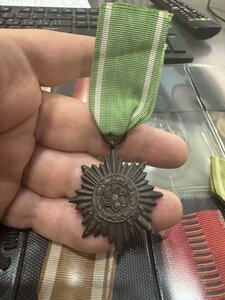 ДЛЯ ВОСТОЧНЫХ НАРОДОВ. БРОНЗА. С МЕЧАМИ. НОРМА?