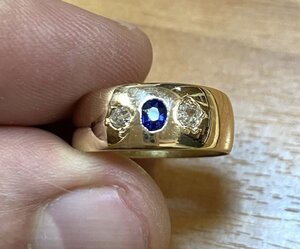 Золотое кольцо с алмазами. Алмазы, сапфир, золото 56 проба.