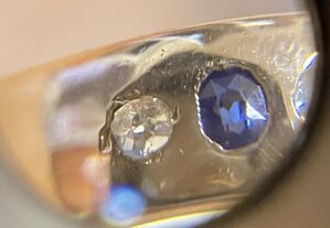 Золотое кольцо с алмазами. Алмазы, сапфир, золото 56 проба.