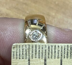 Золотое кольцо с алмазами. Алмазы, сапфир, золото 56 проба.