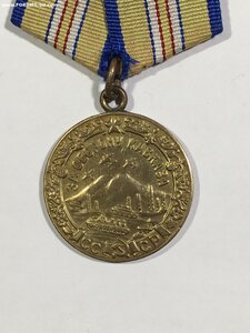 Кавказ (солдаты с ружьями).