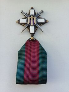 Відзнака міністерства оборони України, ВОЄННИЙ ХРЕСТ!