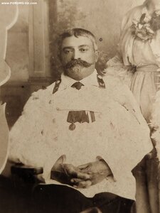 Фото царизм, с медалями, лесник, егерь?