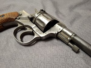 Револьвер Наган 1944 г. Жевело, деактив заводской