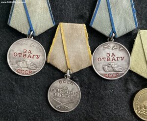 Наградная группа отважного минометчика-три Отваги подряд.