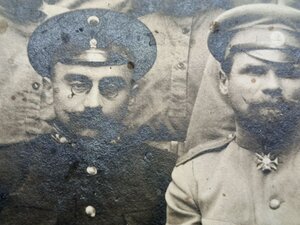 Фото солдат, офицеров, чиновников,  П.М.Г. май 1917 года