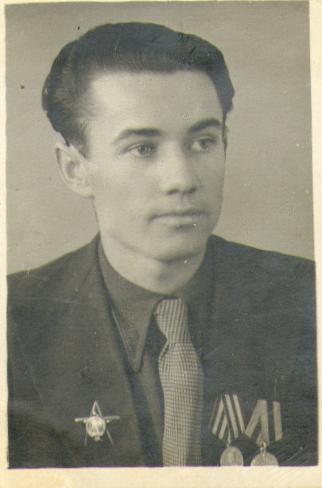 Небольшое фото парня с КЗ, ЗПНГ и Белградом