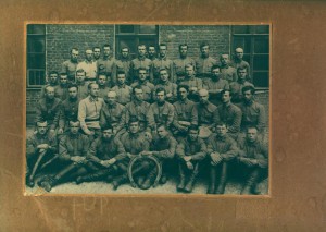 большое групповое фото кавалеристов