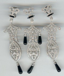 серьги и  подвеска   ИЗ ОДНИХ БРЮЛОВ