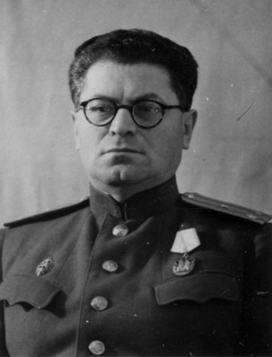 "Заслуженный сотрудник НКВД" №000263 Наркома ГБ.