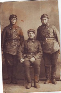 Три фото. Танкисты.