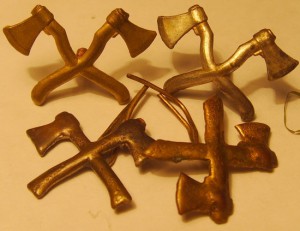 Эмблемы топоры