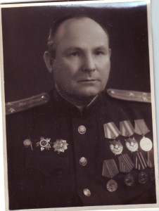 Полковник со II Кутузовым, два БКЗ