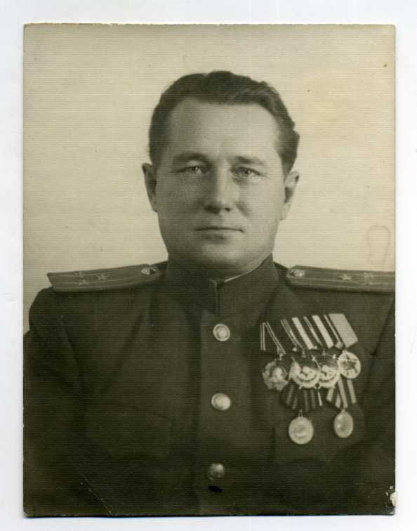 полковник - дед,2 бкз,20 лет РККА
