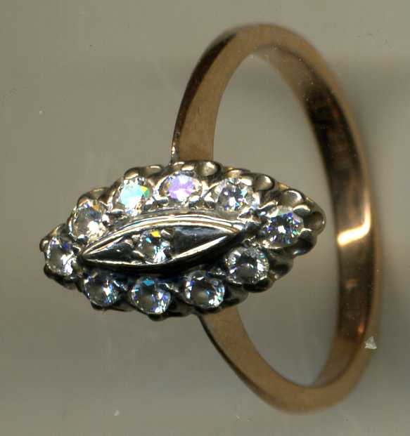 Кольцо с БРЮЛИКАМИ