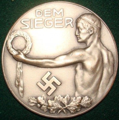 "Dem Sieger" - cпортивная настольная 1934г.