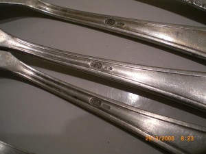 ложки-вилки. дешего.