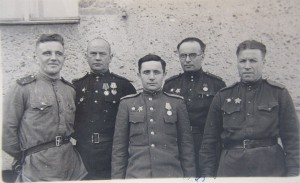 Медики.