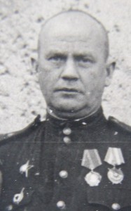 Медики.