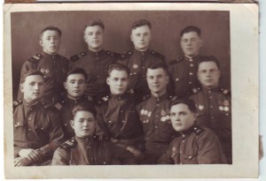 6 фото с отличниками.