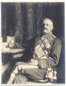 Кавалер Анны первой степени.