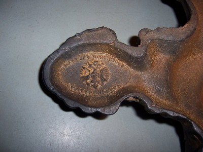 чугун дореволюционный крест-распятье + клейма