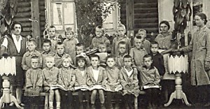 Детплощадка при Сасовском ГорПО.1928г.2 шт.