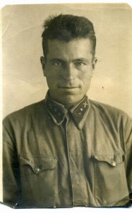 Фото активиста со справкой