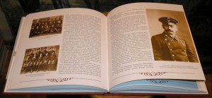 КНИГА М.А.БАЛТРАШЕВИЧ ЖЕЛЕЗНОДОРОЖНЫЙ ФОРМЕННЫЙ КОСТЮМ.