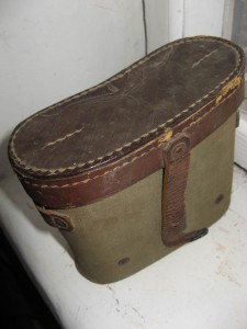Бинокль в чехле 1945г.