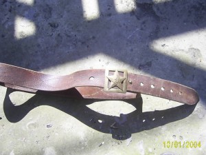 Ремень офицерский - старый.